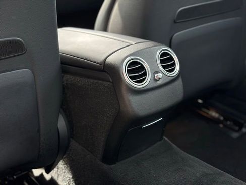 Used 2022 Mercedes-Benz E 53 AMG 4MATIC Sedan image 47