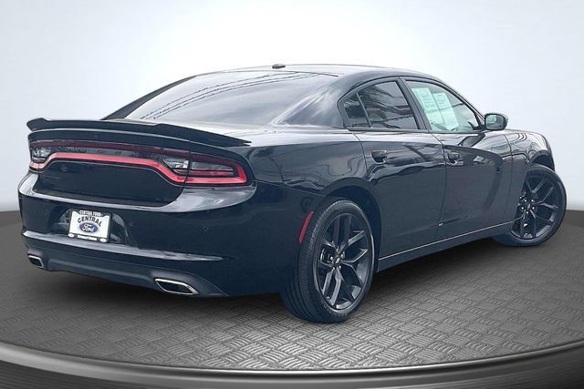Used 2022 Dodge Charger SXT w/ Blacktop Package RWD image 13