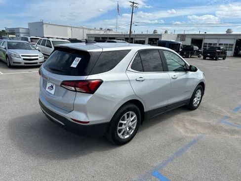 Used 2022 Chevrolet Equinox LT w/ LPO, Floor Liner Package AWD/4WD image 23