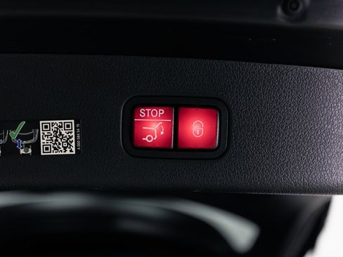 Used 2024 Mercedes-Benz GLC 43 AMG 4MATIC image 29