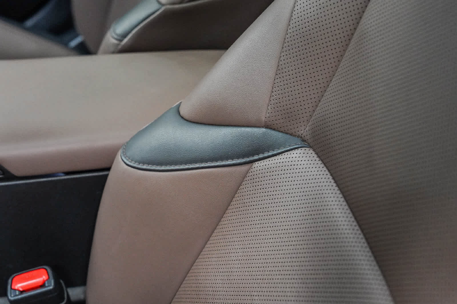 Used 2024 Lexus ES 350 w/ Premium Package FWD image 20