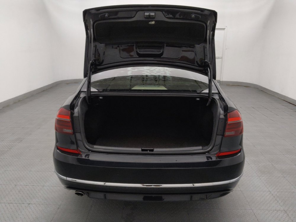 Used 2018 Volkswagen Passat 2.0T S FWD image 29