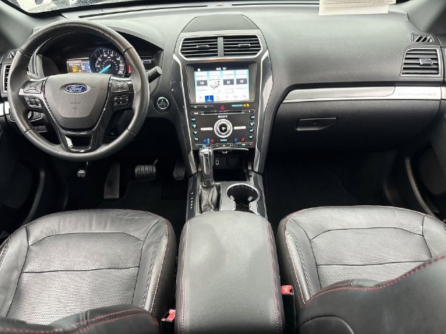 Used 2018 Ford Explorer Sport w/ Equipment Group 401A AWD/4WD image 11
