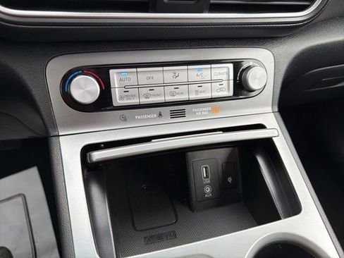 Used 2019 Hyundai Kona Ultimate FWD image 25