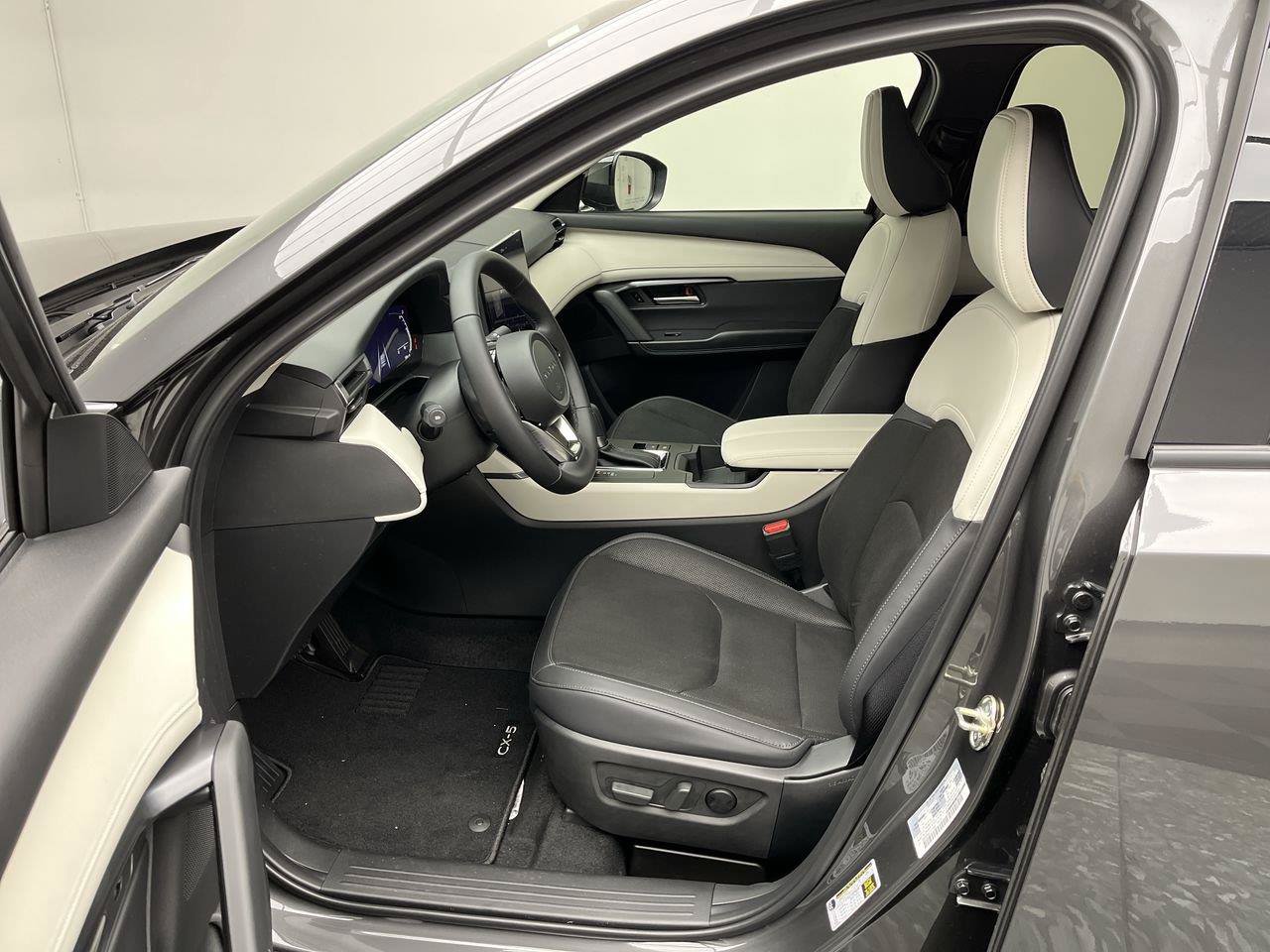 New 2026 MAZDA CX-5 Preferred AWD/4WD image 3