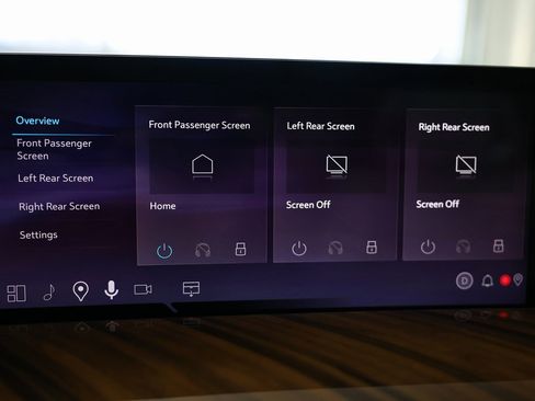 Used 2026 Cadillac Escalade Platinum Sport w/ LPO, Floor Liner Package image 41