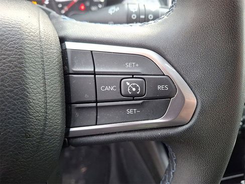Certified 2022 Jeep Compass Latitude image 18