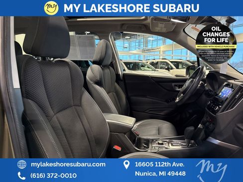 Certified 2023 Subaru Forester Premium image 29