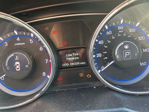 Used 2014 Hyundai Sonata GLS w/ Popular Equipment Group 2 image 2