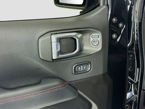 Used 2022 Jeep Wrangler Unlimited Rubicon w/ Steel Bumper Group AWD/4WD image 21