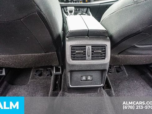 Used 2026 Nissan Rogue SV FWD image 30
