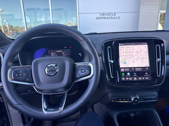 Used 2023 Volvo C40 P8 Recharge Plus w/ Climate Package AWD/4WD image 9