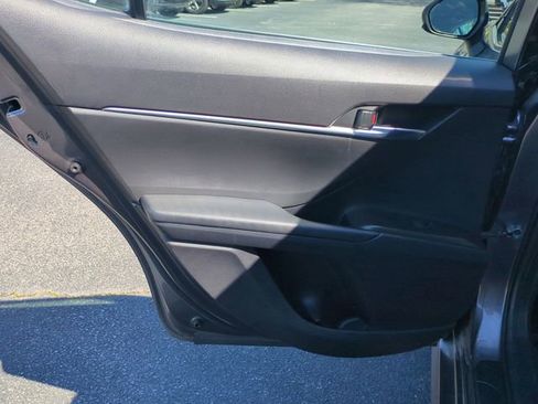 Used 2023 Toyota Camry LE image 28