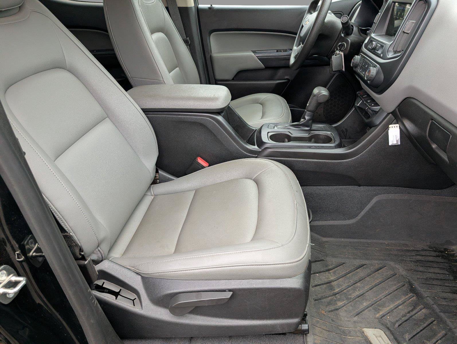 Used 2019 Chevrolet Colorado W/T w/ WT Convenience Package RWD image 39