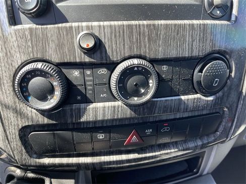 Used 2016 Mercedes-Benz Sprinter 3500 image 14