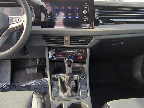 New 2026 Volkswagen Jetta SE FWD image 14