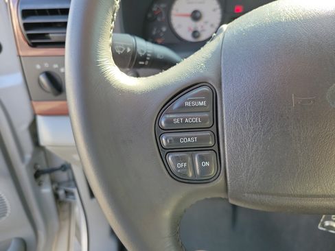 Used 2007 Ford F350 Lariat AWD/4WD image 5