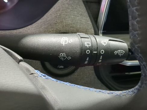 Used 2022 Jeep Compass Latitude image 32