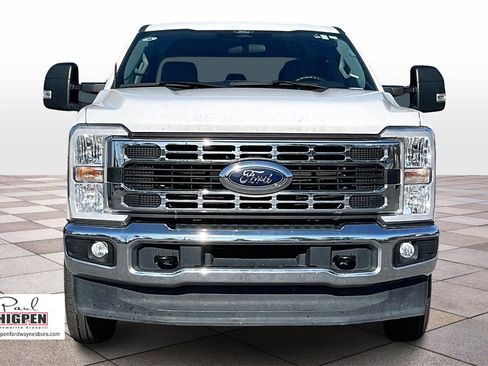 Used 2024 Ford F250 XLT image 3