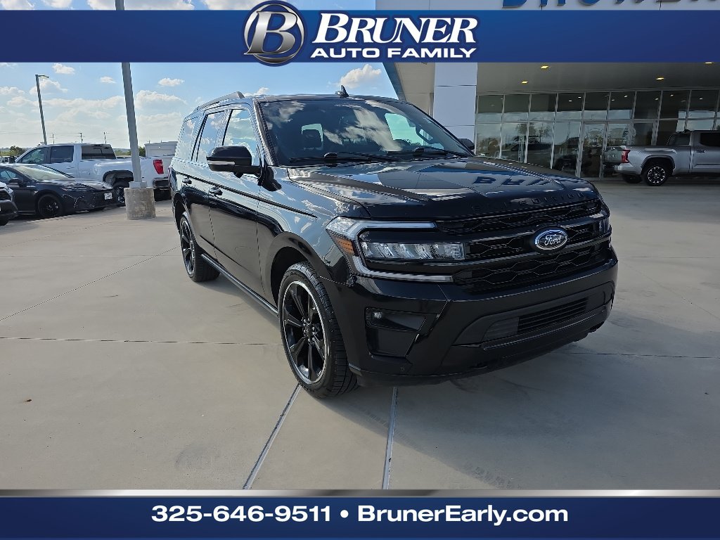 Used 2023 Ford Expedition Limited AWD/4WD image 1