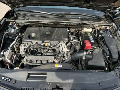 Used 2018 Toyota Camry LE image 31