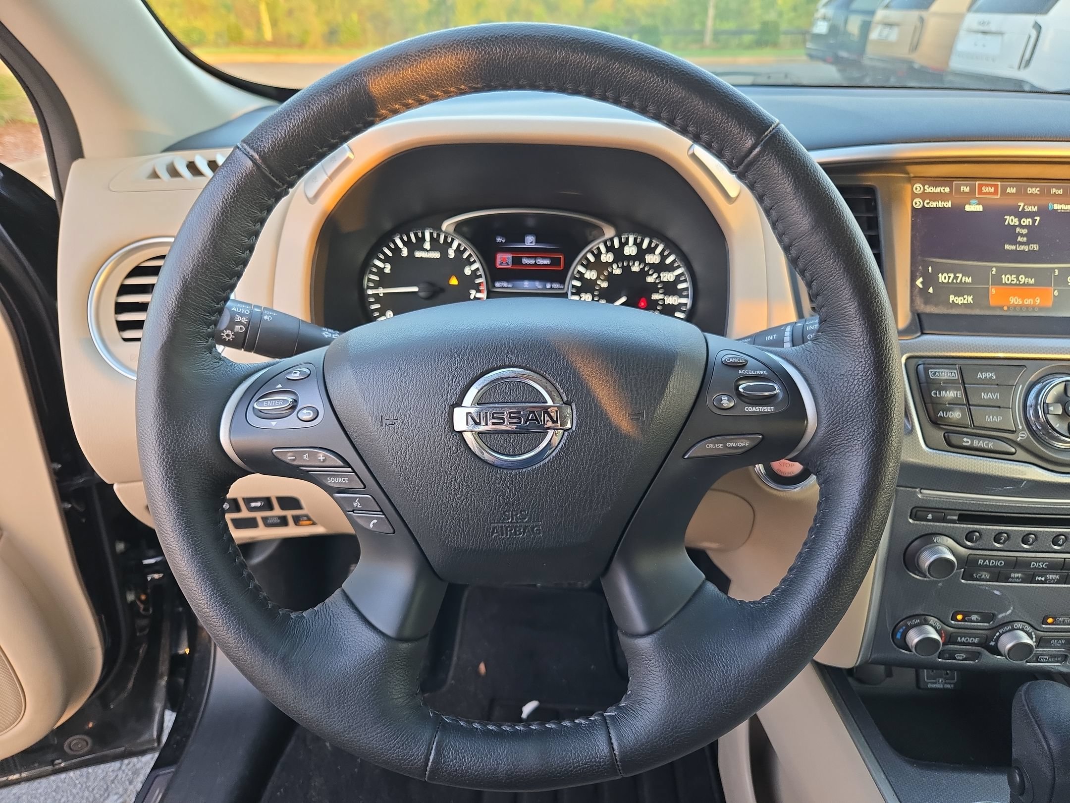 Used 2020 Nissan Pathfinder SL FWD image 23