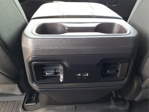 Used 2023 Chevrolet Silverado 1500 LT Trail Boss w/ LT Trail Boss Premium Package AWD/4WD image 19