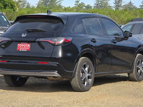 Used 2024 Honda HR-V EX-L image 4