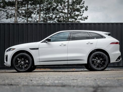 New 2026 Jaguar F-PACE R-Dynamic S image 3