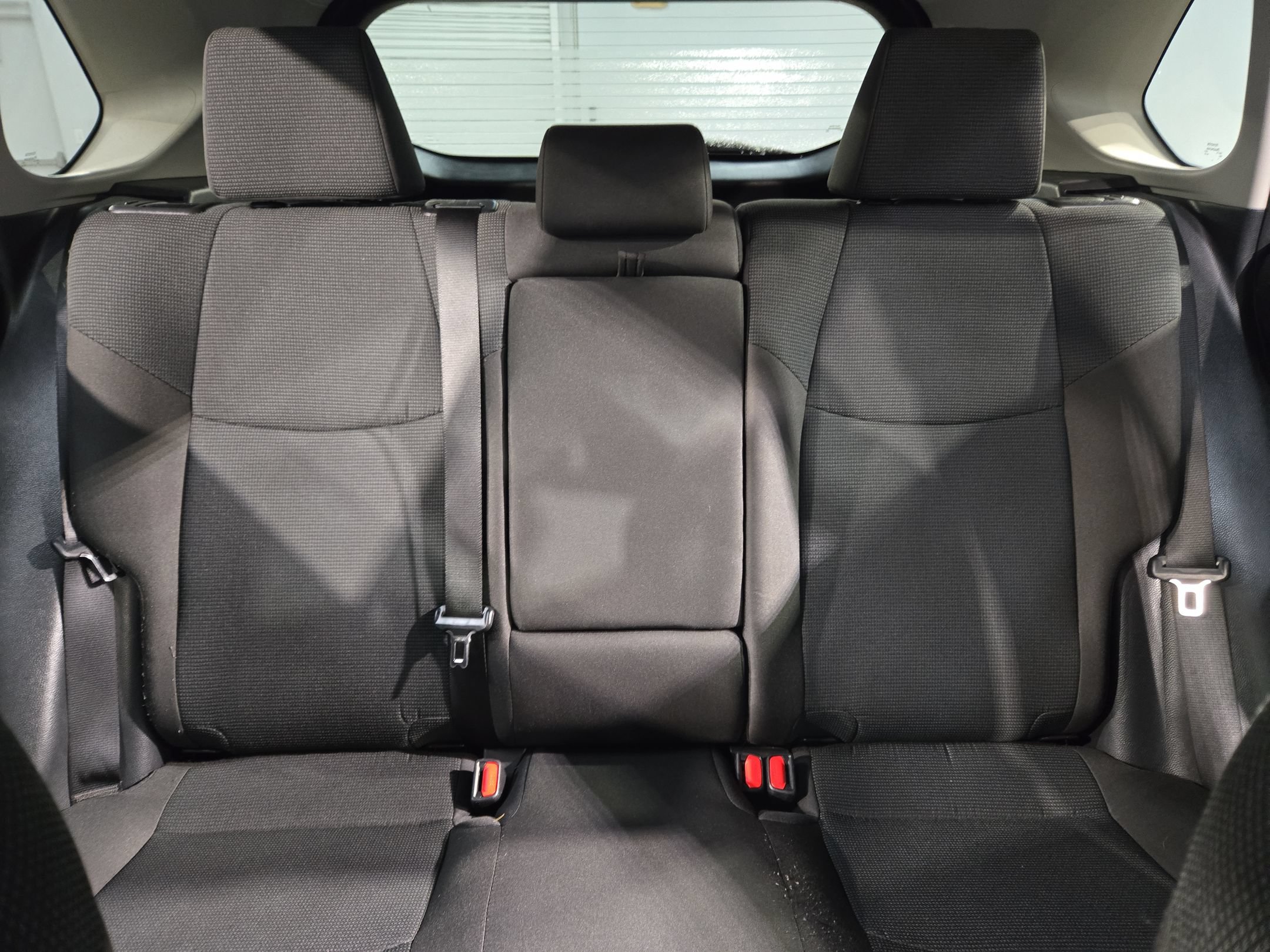 Used 2025 Toyota RAV4 LE FWD image 33