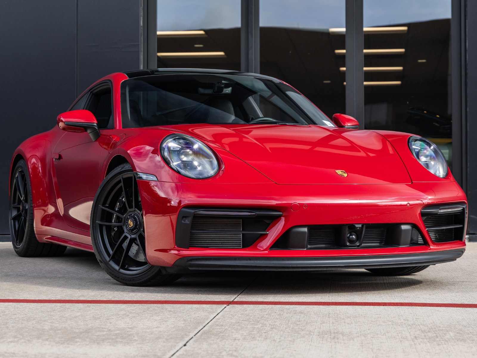 Certified 2024 Porsche 911 Carrera GTS RWD image 6