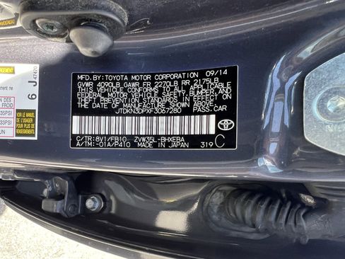 Used 2015 Toyota Prius Prime Plug-In Hybrid FWD image 14