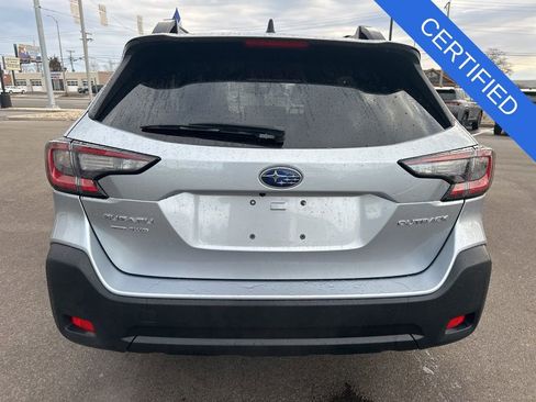 Certified 2025 Subaru Outback Premium image 5
