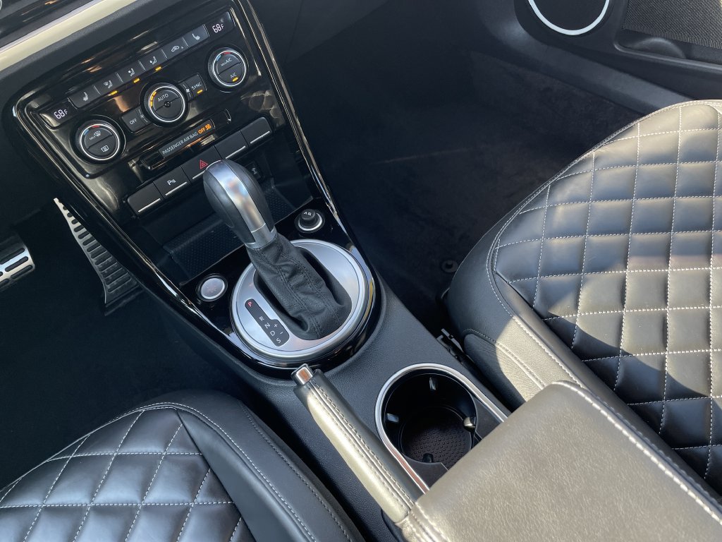 Used 2019 Volkswagen Beetle 2.0T Final Edition SEL FWD image 21