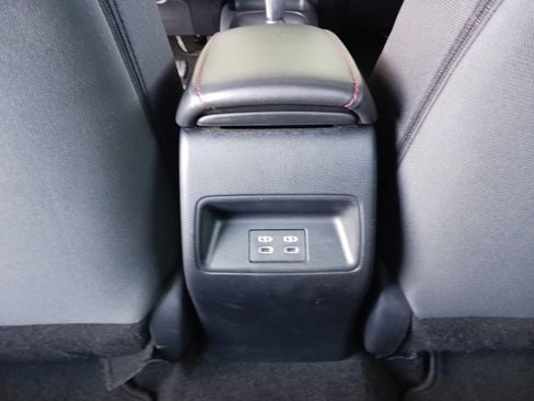 Used 2023 Toyota Corolla SE image 22