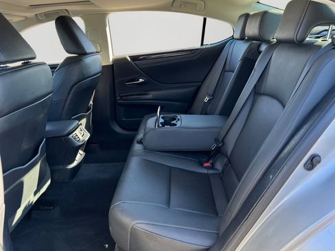 Used 2021 Lexus ES 250 w/ Premium Package image 10