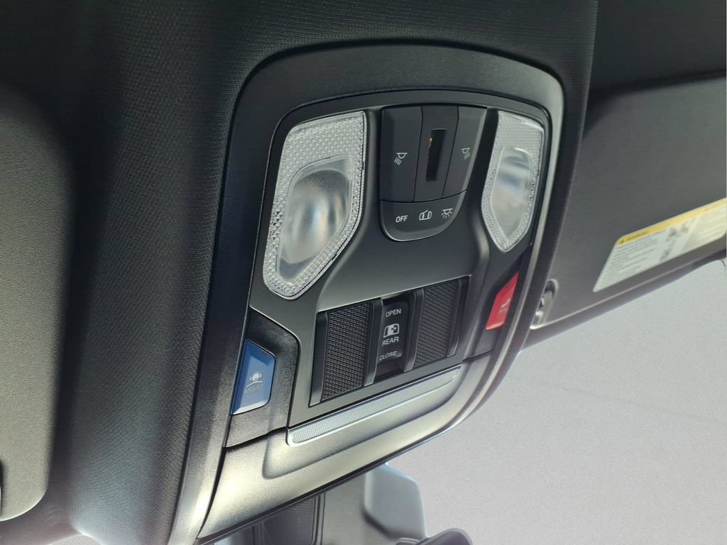 New 2026 RAM 1500 Express AWD/4WD image 24