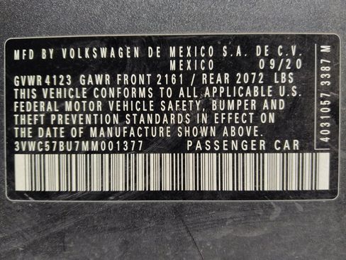 Used 2021 Volkswagen Jetta R-Line w/ R-Line Cold Weather Package FWD image 33