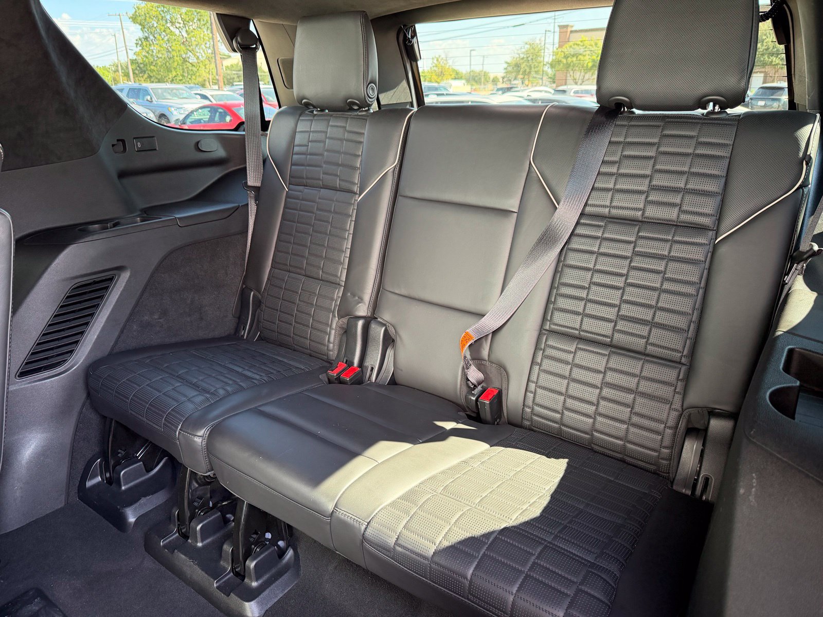 Used 2021 Cadillac Escalade Sport Platinum AWD/4WD image 33