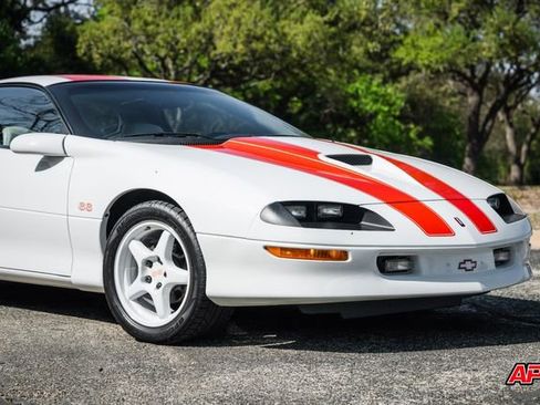 Used 1997 Chevrolet Camaro SS w/ SS Alteration Pkg image 34