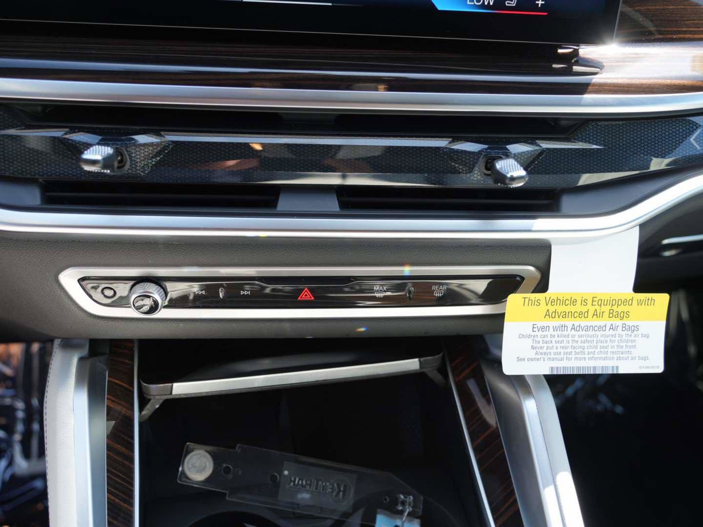 Used 2027 BMW X6 xDrive40i AWD/4WD image 19