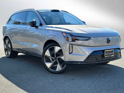 New 2025 Volvo EX90 Ultra w/ Protection Package Premier