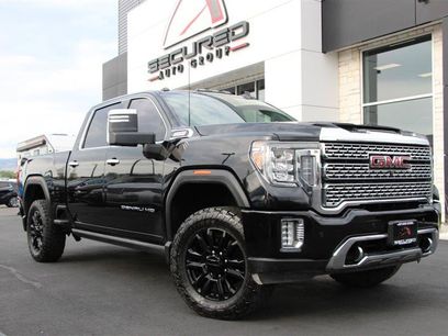 Used 2022 GMC Sierra 2500 Denali w/ Denali Black Diamond Edition