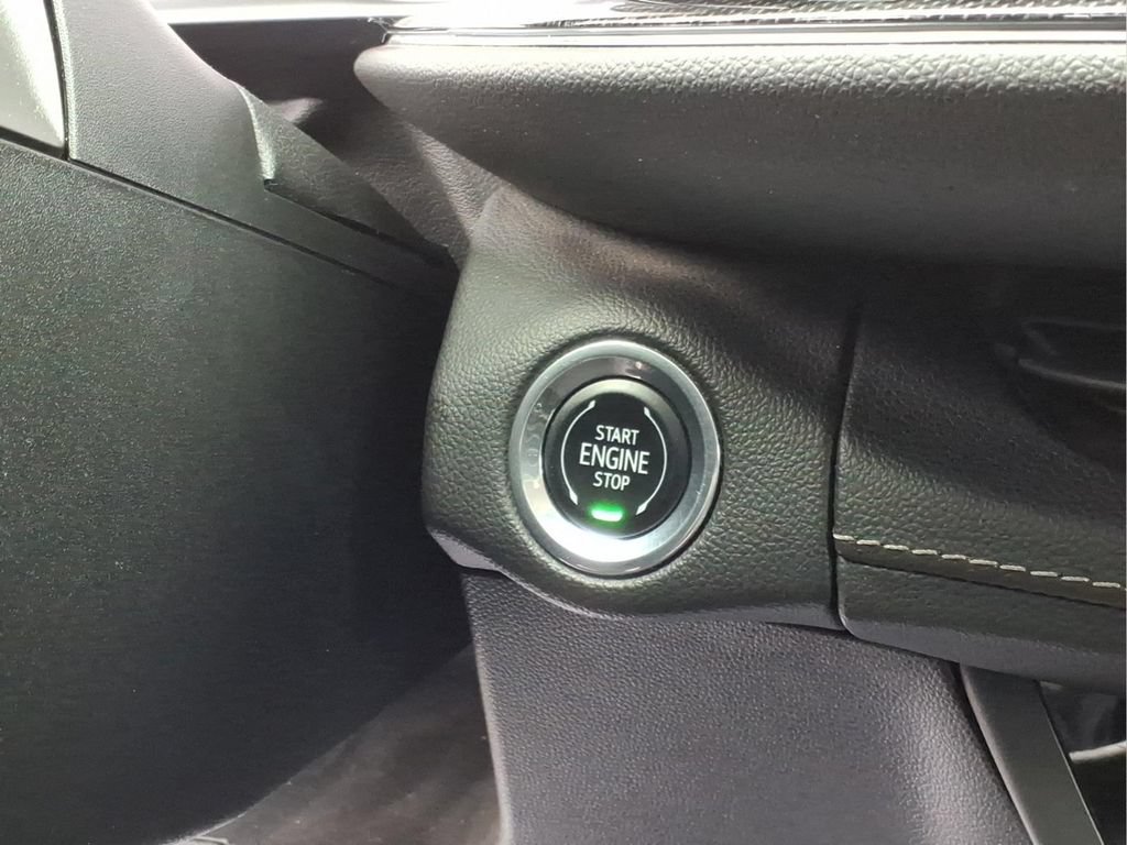 Used 2023 Buick Envision Essence FWD image 15