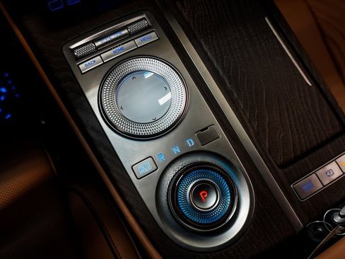 Used 2021 Genesis G80 3.5T w/ Prestige Package image 28