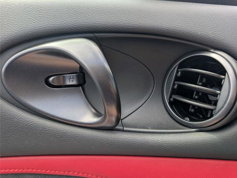 Used 2024 Nissan Z Performance w/ Floor Mat Package image 29