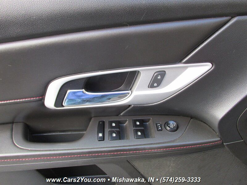 Used 2015 GMC Terrain SLE AWD/4WD image 8