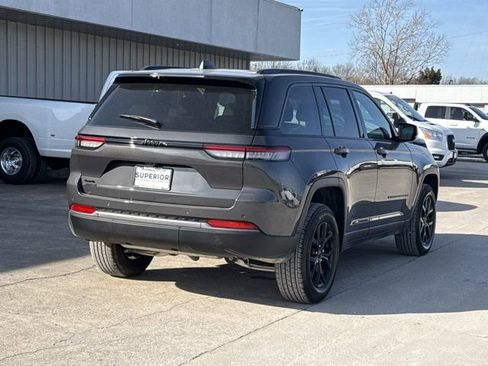 New 2026 Jeep Grand Cherokee Altitude AWD/4WD image 3