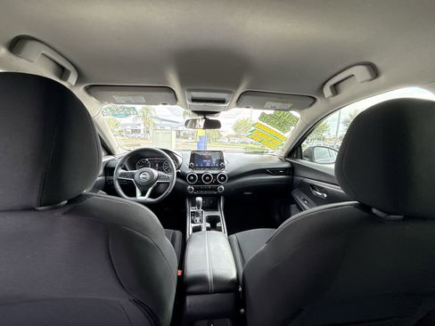 Used 2022 Nissan Sentra SV image 18