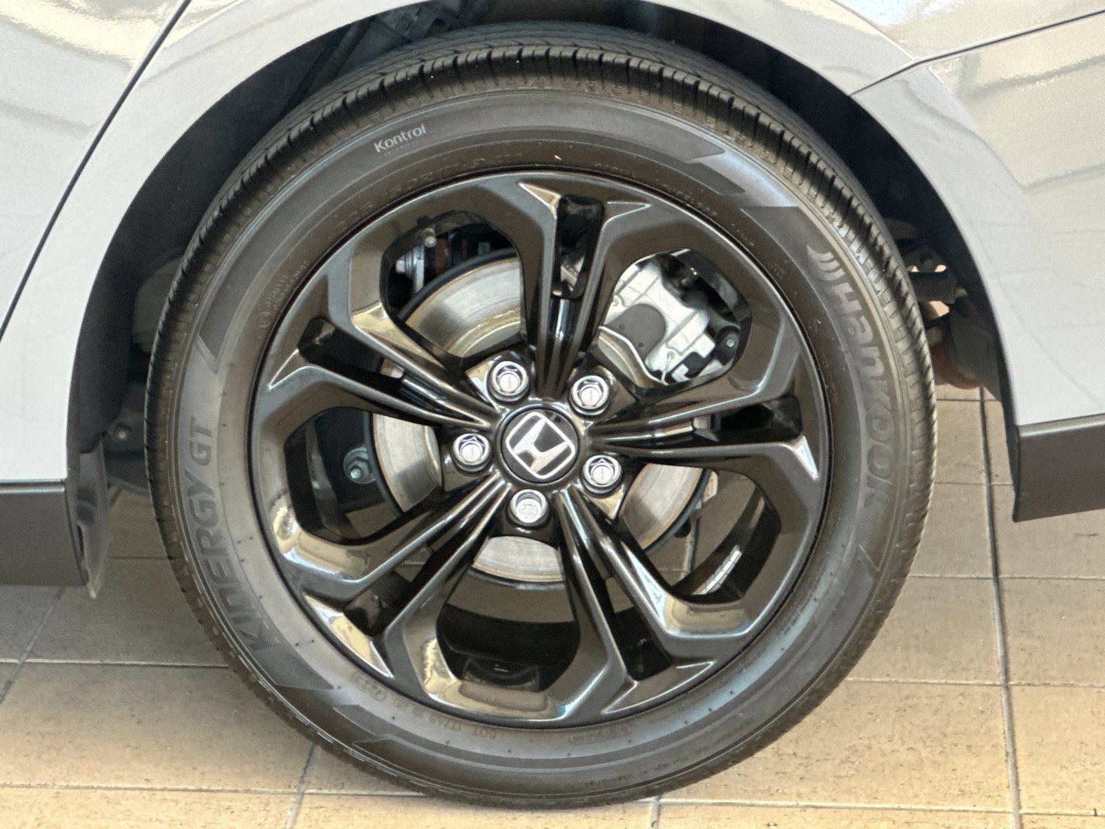 Used 2025 Honda Accord SE image 23